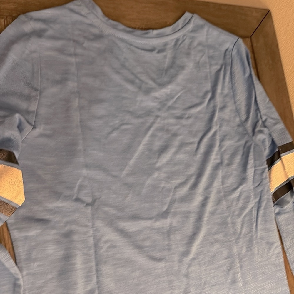 NWT [Gen2] North Carolina Tar Heels NCAA Long Sleeve Shirt Juniors Large or XL - Picture 7 of 10